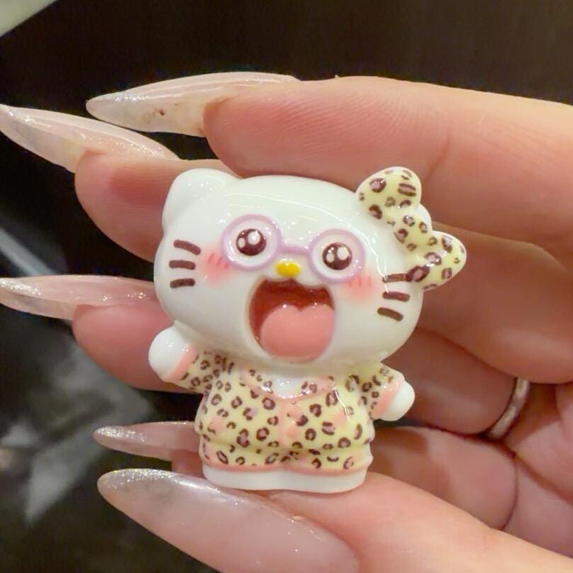35-33 mm Pastell Kawaii Wildes Pyjama-Katzen-Design und Cabochons, Charakter-Harzanhänger für Decoden, Handyhüllen- und Schlüsselanhänger-Bastelarbeiten