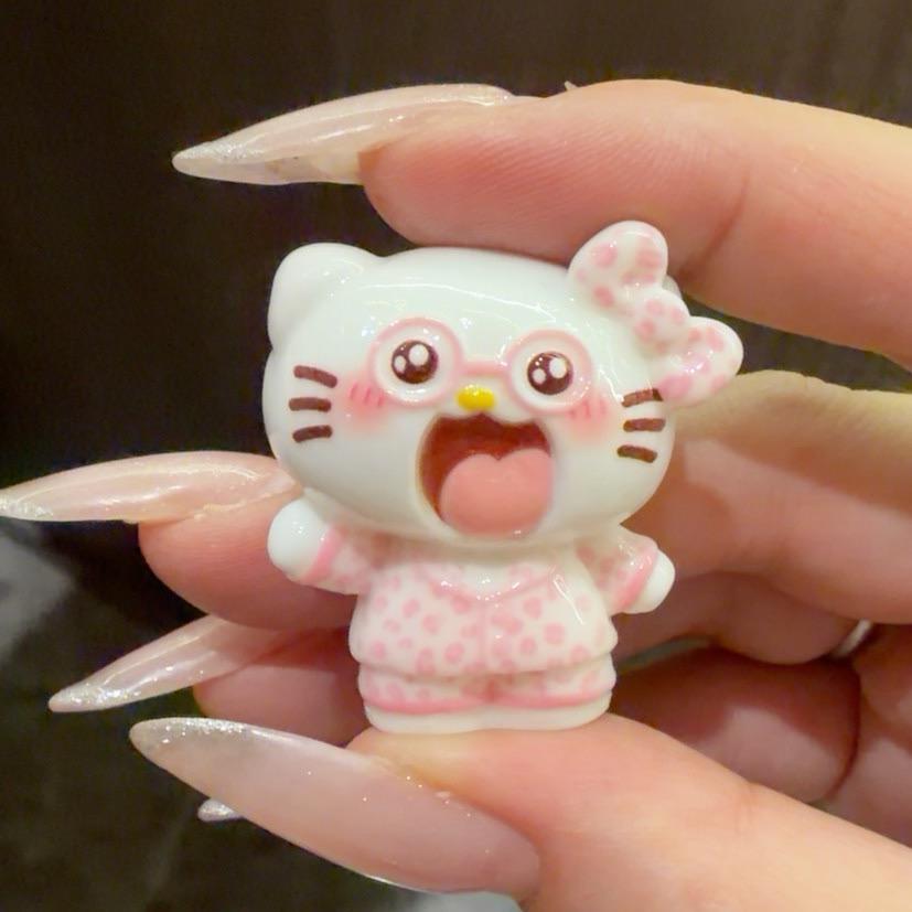 35-33 mm Pastell Kawaii Wildes Pyjama-Katzen-Design und Cabochons, Charakter-Harzanhänger für Decoden, Handyhüllen- und Schlüsselanhänger-Bastelarbeiten