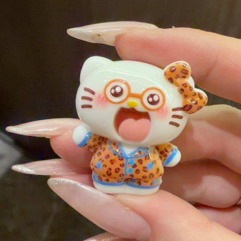 35-33 mm Pastell Kawaii Wildes Pyjama-Katzen-Design und Cabochons, Charakter-Harzanhänger für Decoden, Handyhüllen- und Schlüsselanhänger-Bastelarbeiten